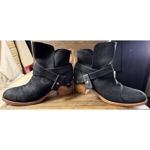 UGG Elora Women's Size Eu 38 Black Leather Block Heel Booties Pull On (1)